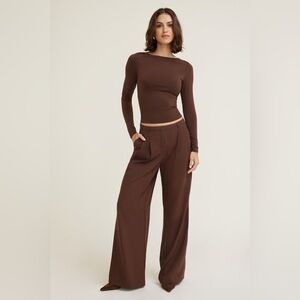 Dynamite Nola Sculpt Long Sleeve Top & Pants Set - Burgundy New Size 6/M